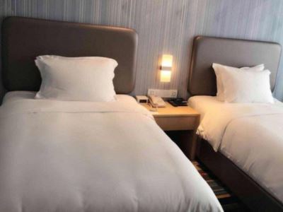 Holiday Inn Express Chengdu Tianhe Buitenkant foto