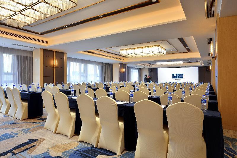 Holiday Inn Express Chengdu Tianhe Buitenkant foto